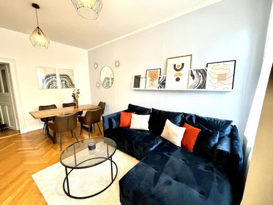 Casarina - Stilvoller Altbau In Zentraler Lage Apartman Drezda Kültér fotó