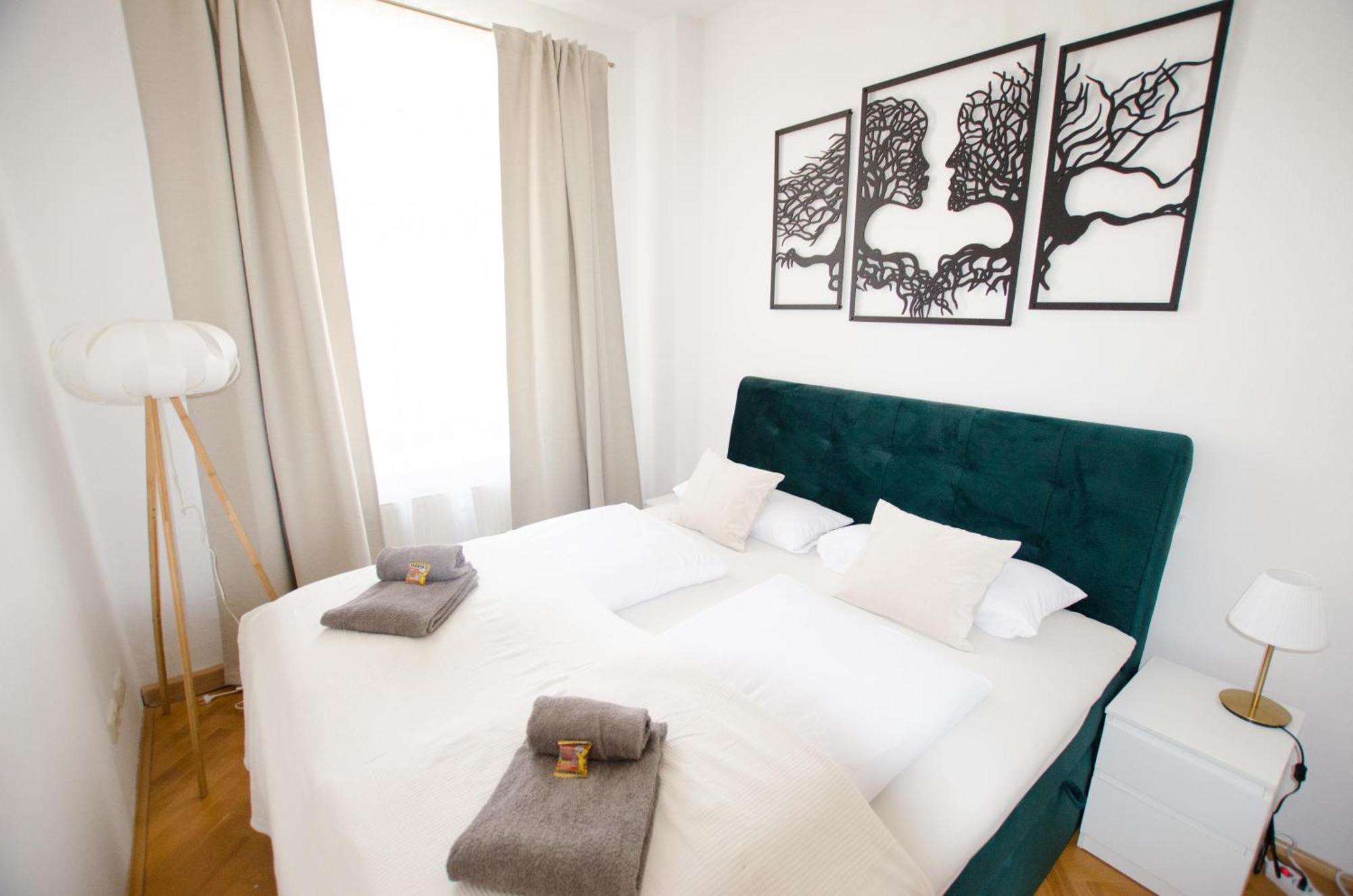 Casarina - Stilvoller Altbau In Zentraler Lage Apartman Drezda Kültér fotó